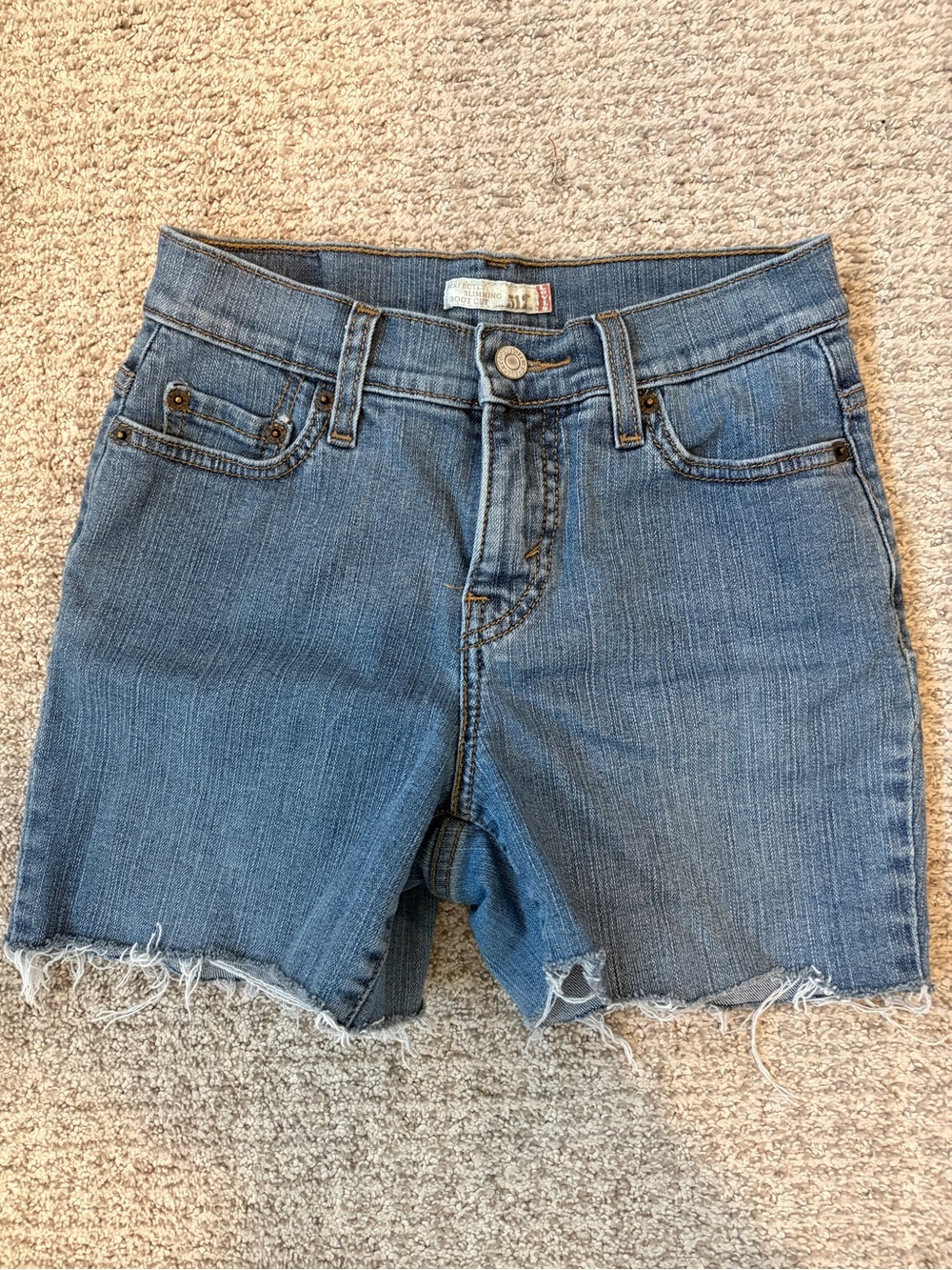Levis 512 Perfectly Slimming Boot Cut Denim Shorts in Blue Size 6P Medium